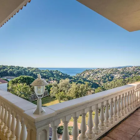 Beach Front Home In Lloret De Mar * יורט דה מאר