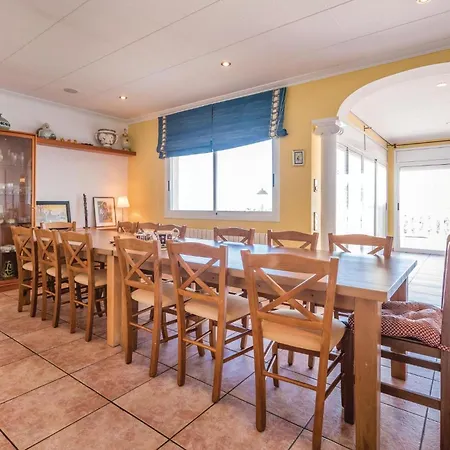 Beach Front Home In Lloret De Mar Prázdninový dům Lloret de Mar